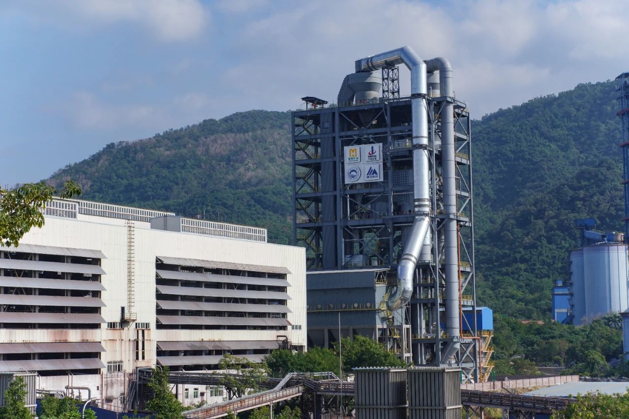 南海網(wǎng)：點(diǎn)火烘爐成功啟動 海南礦業(yè)懸浮磁化焙燒技術(shù)改造項(xiàng)目取得重大進(jìn)展